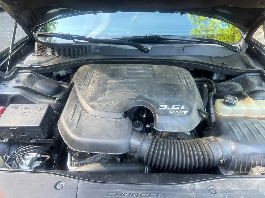 Used 2016 Black Dodge SXT image 42
