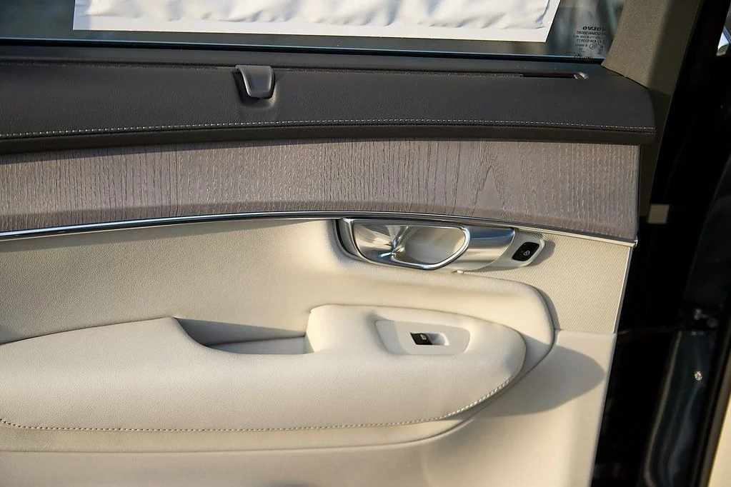 New 2026 Denim Blue Volvo Ultra image 20
