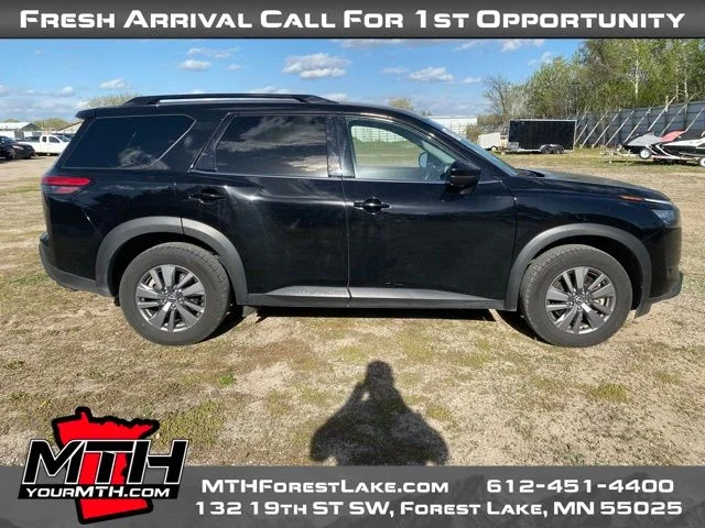 2024 Nissan Pathfinder's photo