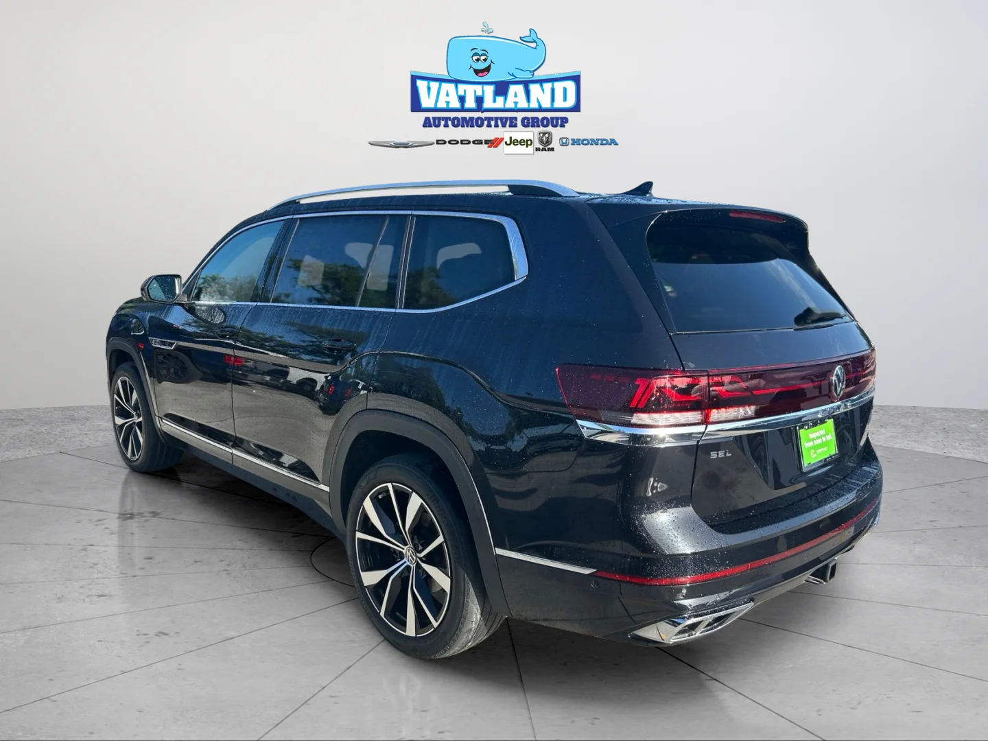 Used 2024 Deep Black Pearl Volkswagen 2.0T SEL Premium R-Line image 3