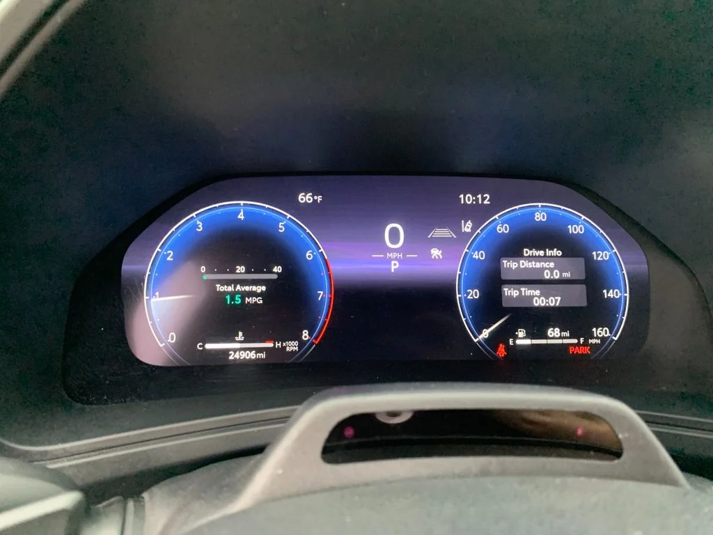 Used 2025 Black Toyota Platinum image 29