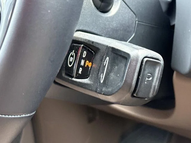 Used 2024  Kia Land image 19