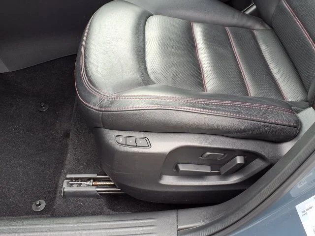 Used 2025 Gray Mazda 2.5 S Carbon Edition image 24