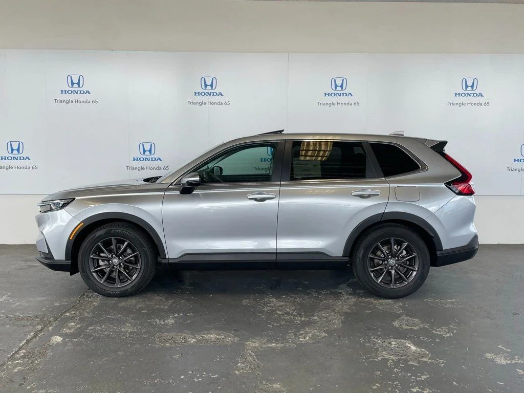 New 2026 Silver Honda EX-L image 3