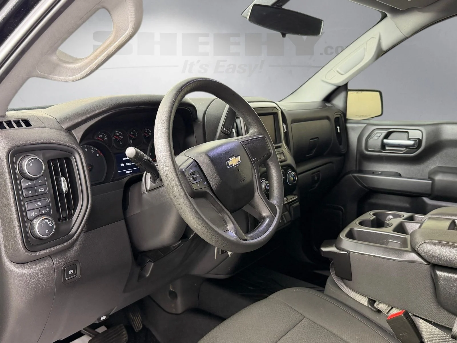 Used 2021 Black Chevrolet Custom image 3