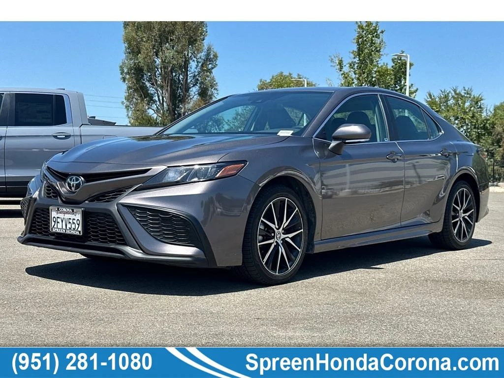 Used 2023 Predawn Gray Mica Toyota SE image 1