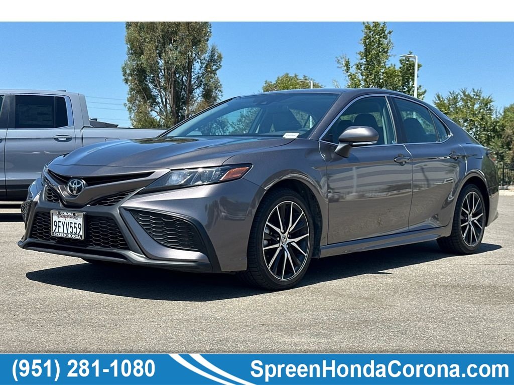 Used 2023 Predawn Gray Mica Toyota SE image 1