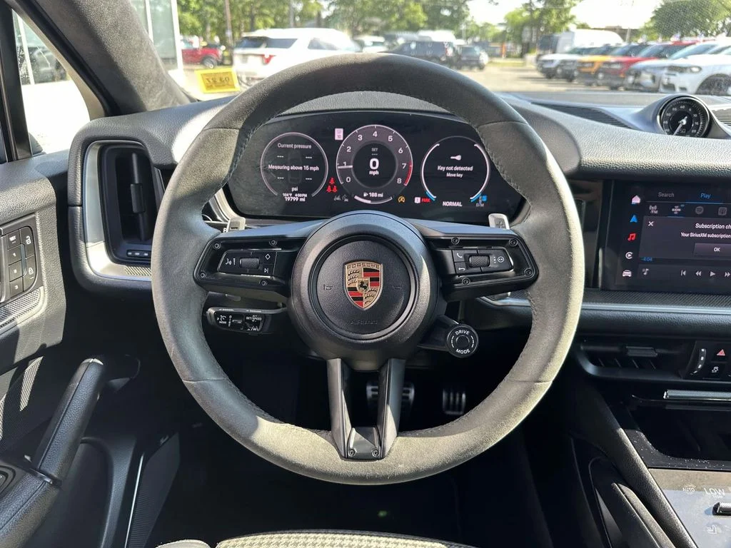 Used 2024 Chalk Porsche S image 21
