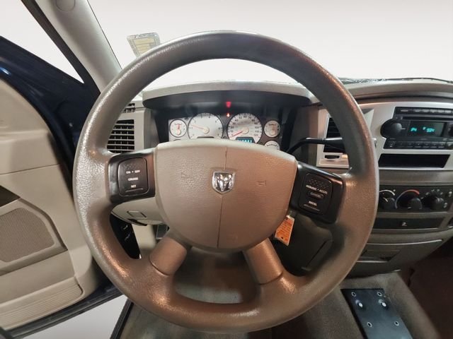 Used 2009 Blue Dodge SLT image 12