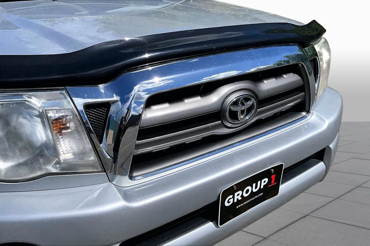 Used 2010 Silver Streak Mica Toyota  image 30
