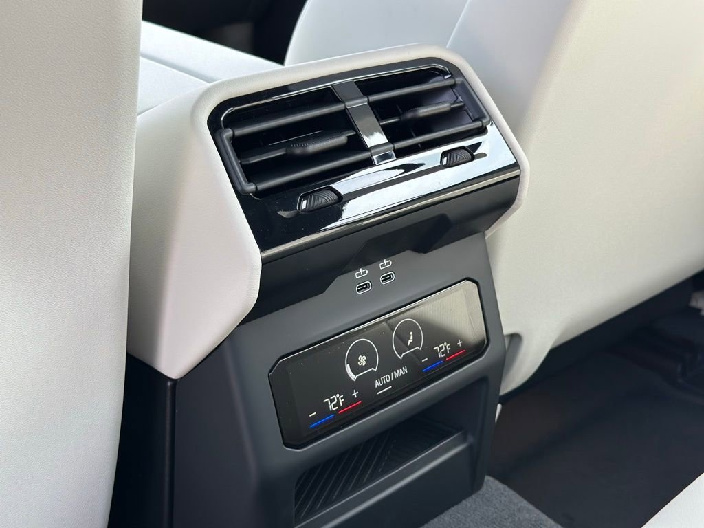 New 2026 Dark Graphite Metallic BMW 530i xDrive image 22