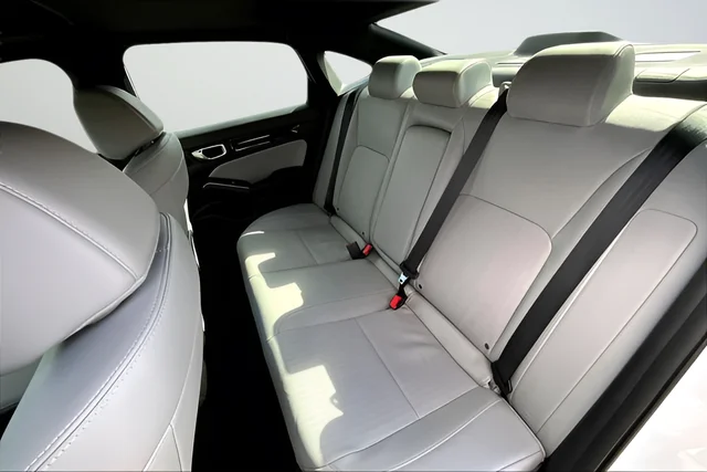 New 2026 Platinum White Pearl Honda 2WD Sport Touring Hybrid image 18
