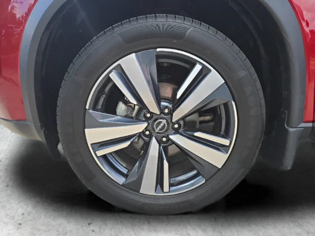 Used 2023 Red Nissan SL image 39
