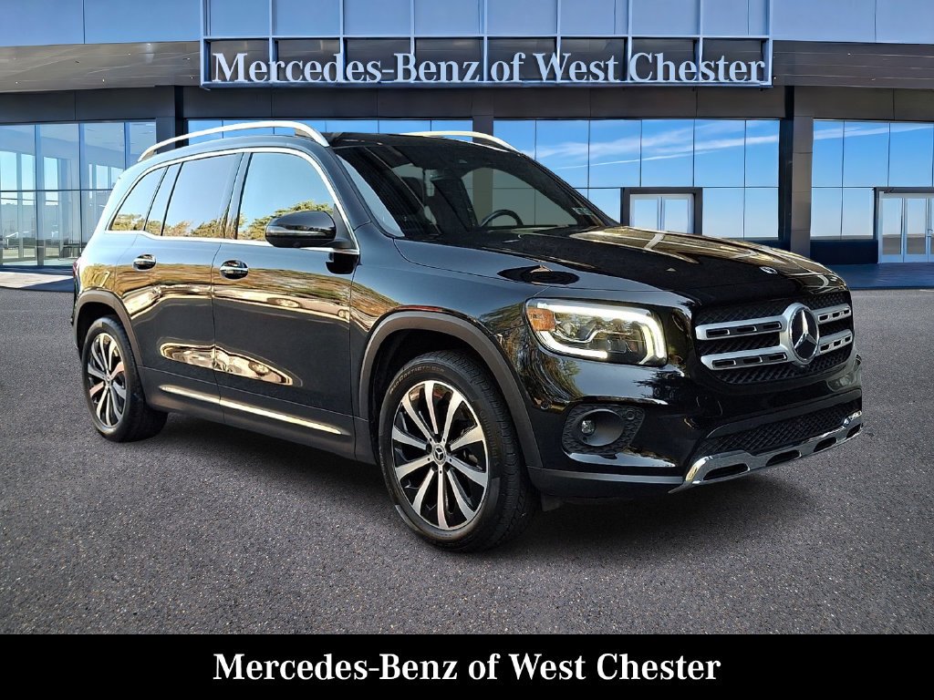 2023 Mercedes-Benz GLB 250 AWD 4MATIC® photo 1