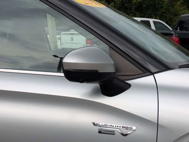 2023 Mitsubishi Outlander Plug-In Hybrid SE - Photo 12