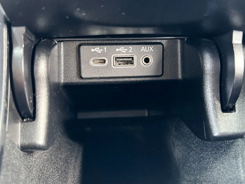 2023 Nissan Maxima Platinum - Photo 24