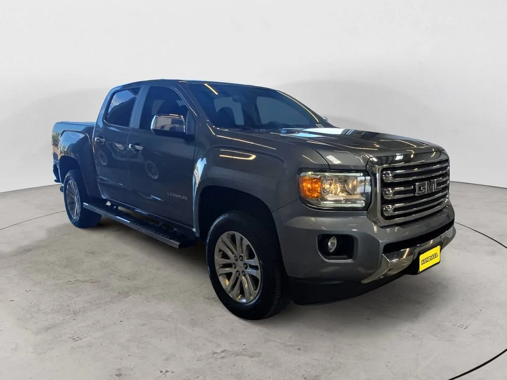 Used 2018 SATIN STEEL METALLIC GMC 4WD SLT image 3