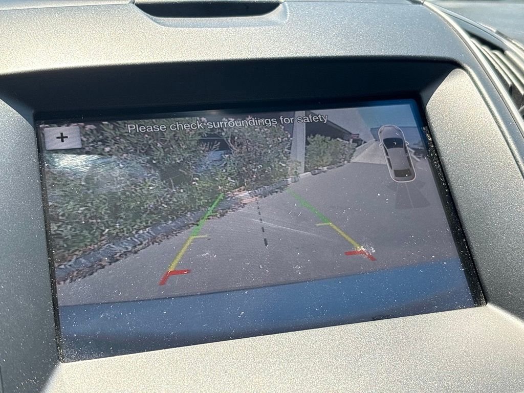 Used 2018 Silver Ford SEL image 13
