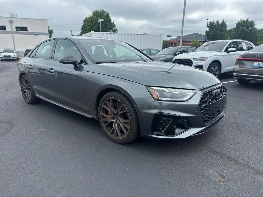 Used 2024 Daytona Gray Pearl Effect Audi Premium Plus image 3