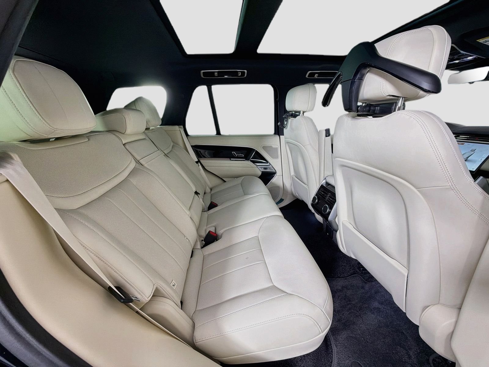 New 2026 Santorini Black LAND ROVER SE image 30