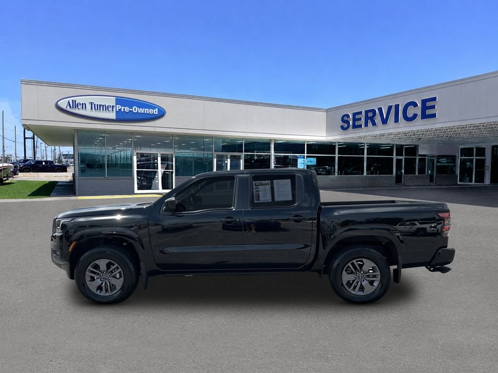 Used 2025 Super Black Nissan SV image 5