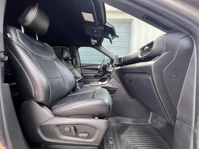 Used 2022 Silver Ford ST image 24