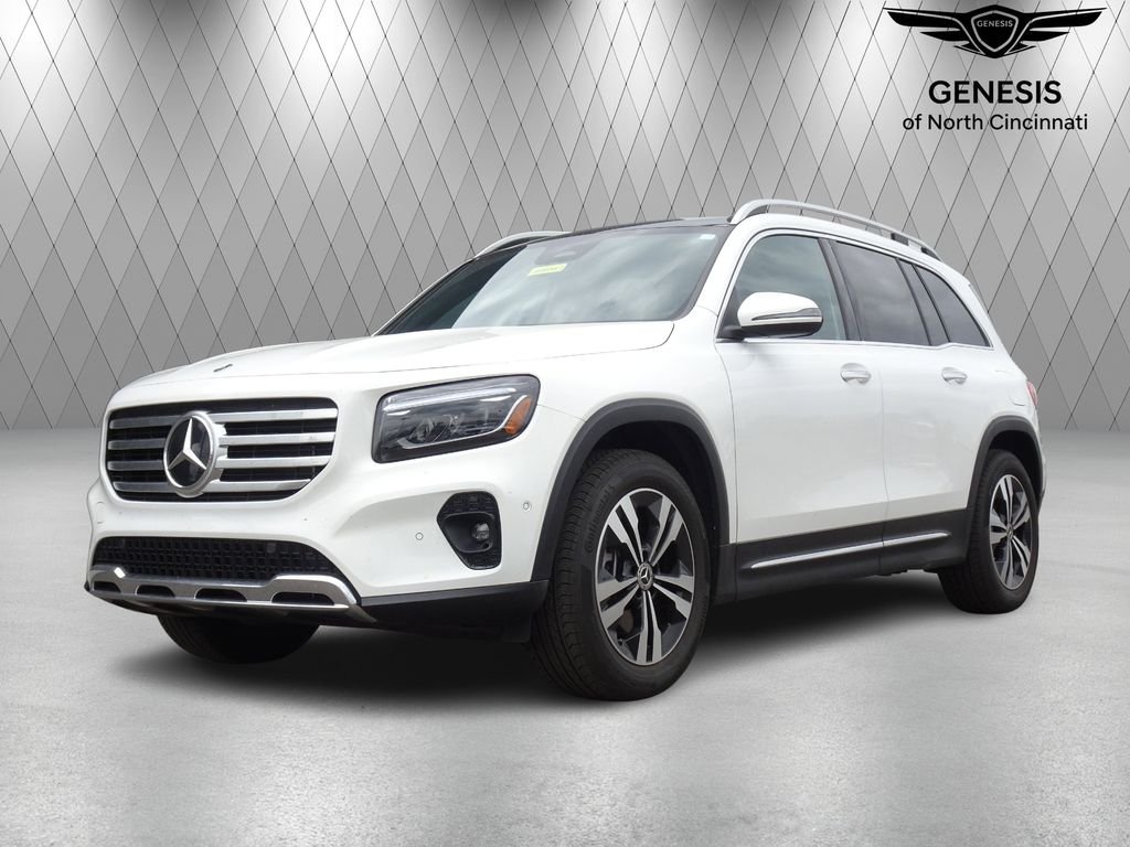 2025 Mercedes-Benz GLB GLB 250 4MATIC's photo