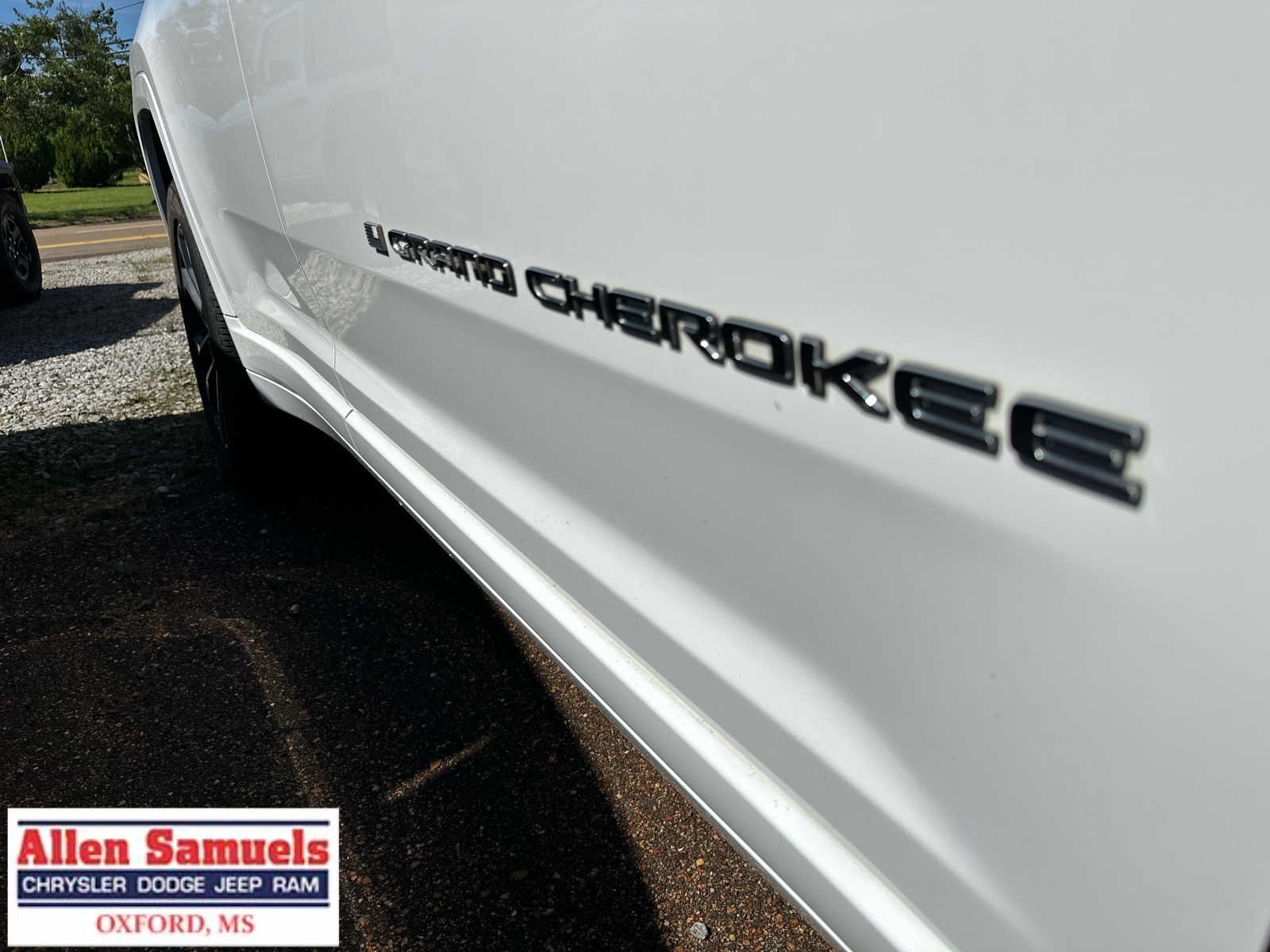 Used 2023 Bright White Clearcoat Jeep Overland image 51