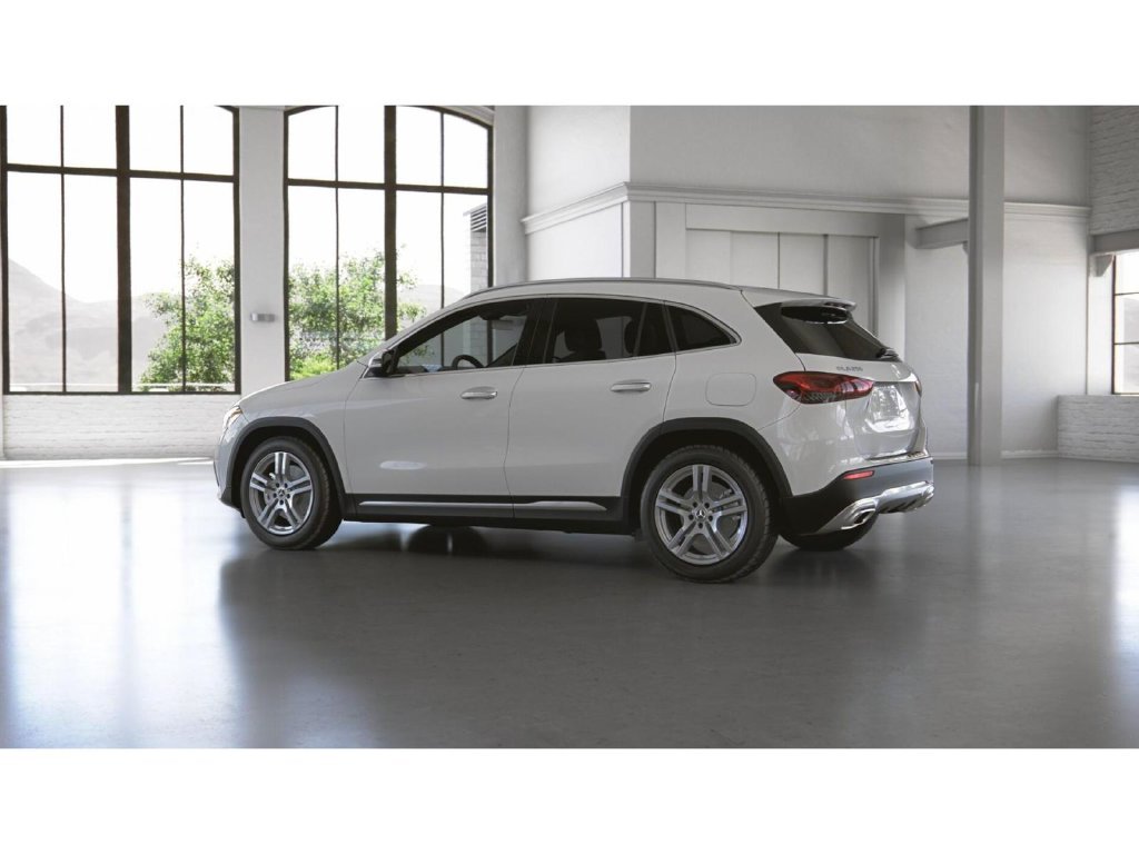 Certified Used 2023 Polar White Mercedes-Benz GLA 250 4MATIC® image 32