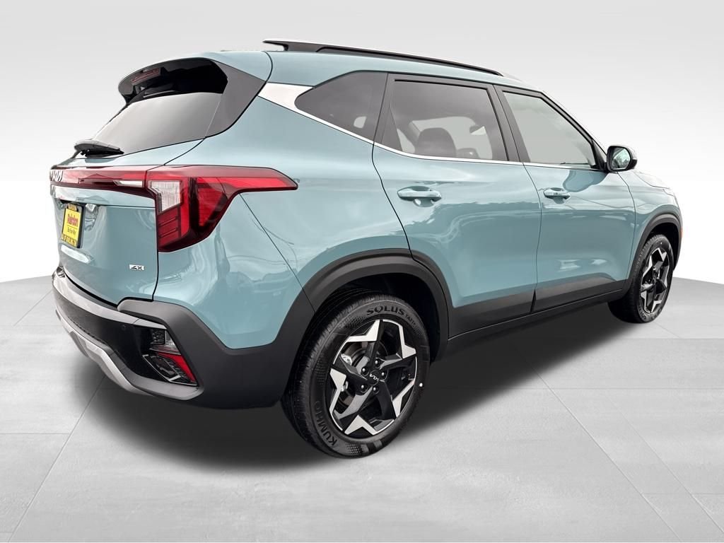 2026 Kia Seltos EX - Photo 8
