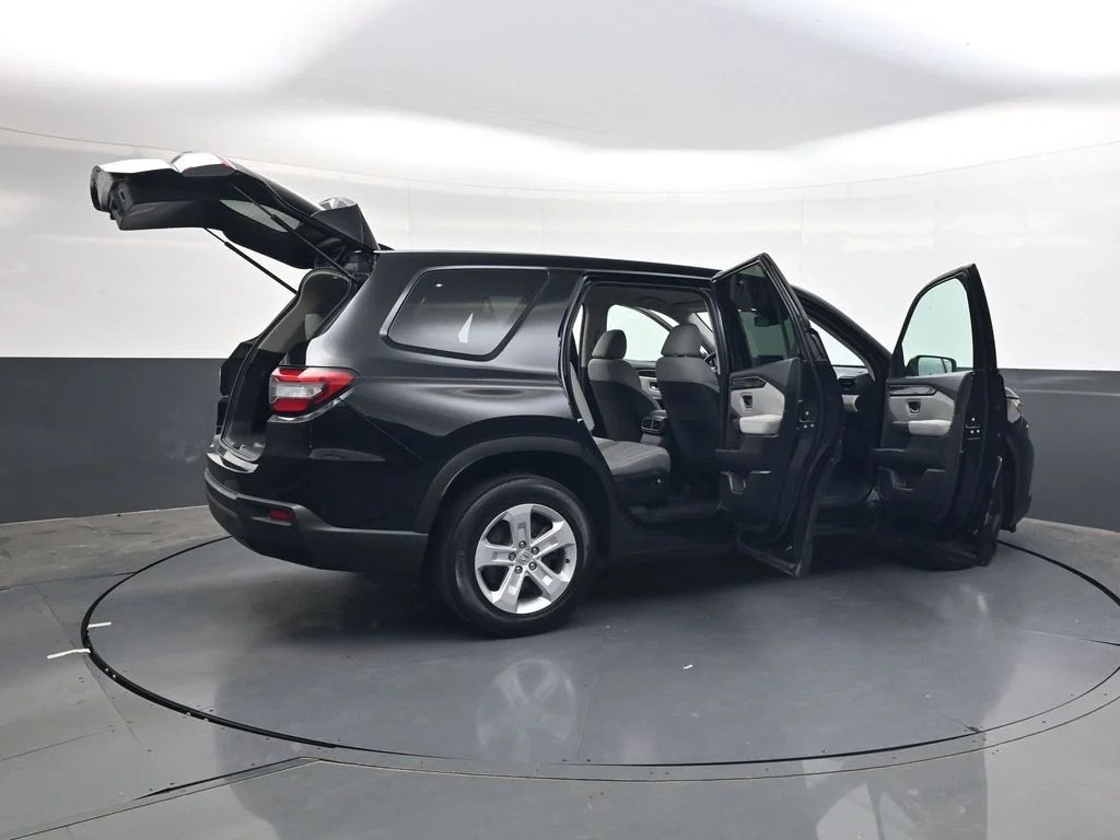 Used 2023 Crystal Black Pearl Honda LX image 39