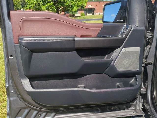 Used 2023 Gray Ford Lariat image 19
