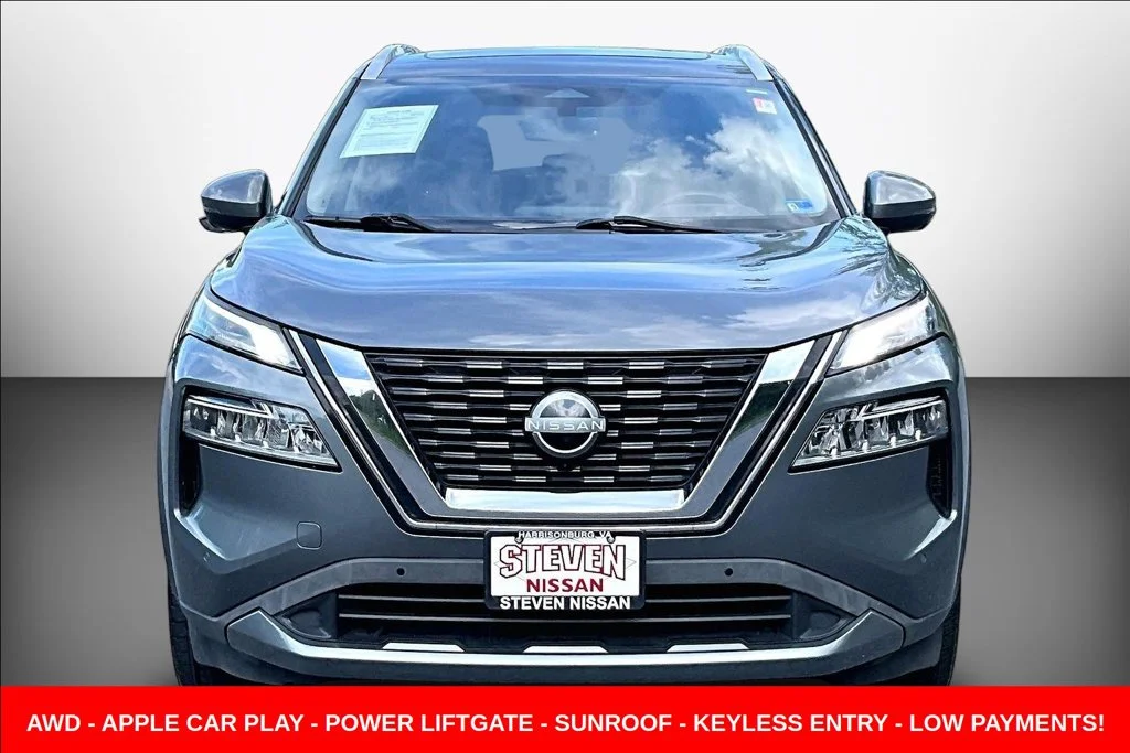 Used 2023 Gray Nissan SL image 2