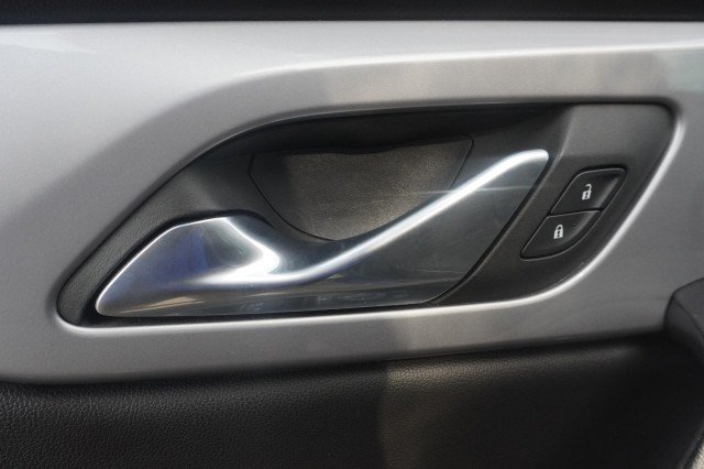 Used 2022 BLUE Chevrolet LT image 15