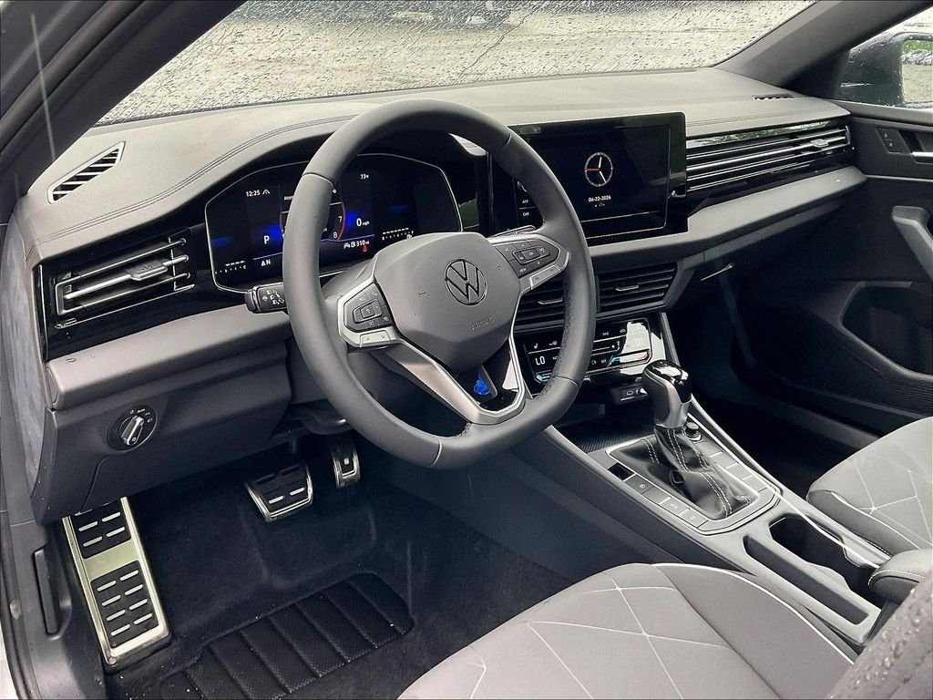 New 2026 Silver Volkswagen 1.5T Sport image 9