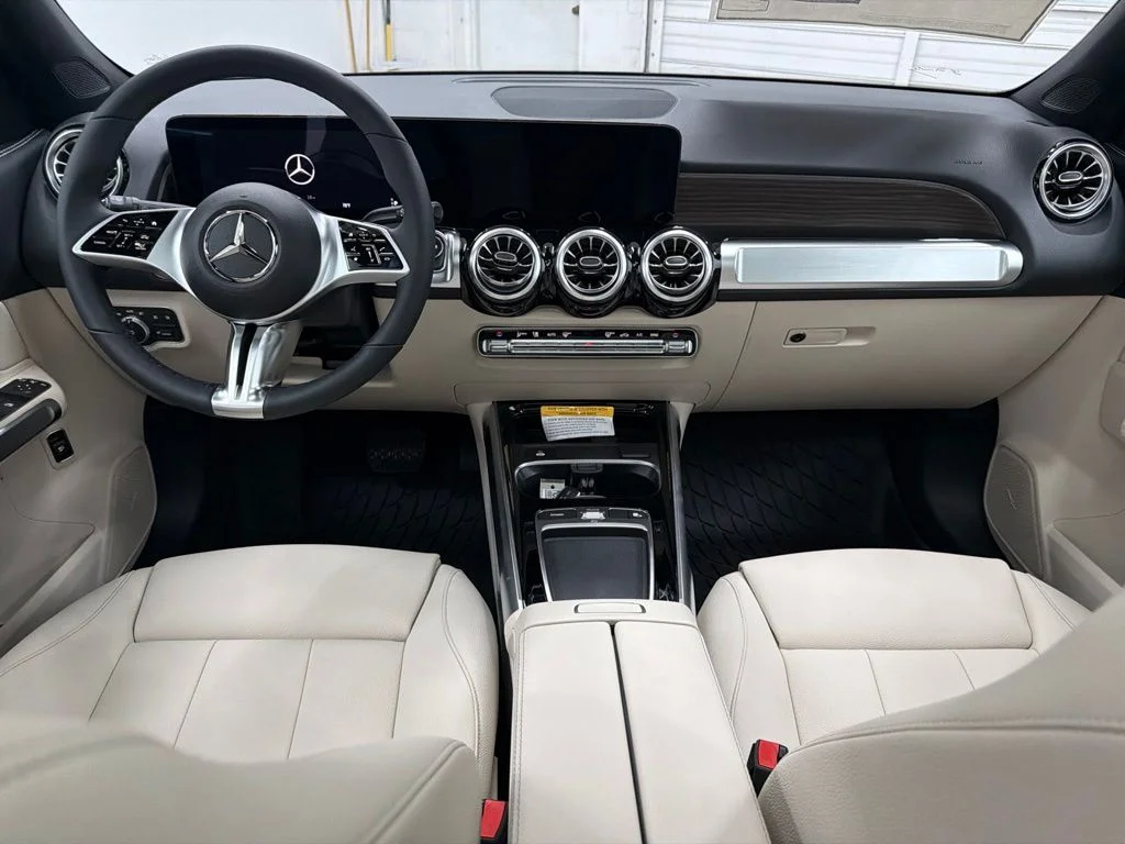 New 2026 Black Mercedes-Benz GLB 250 image 21