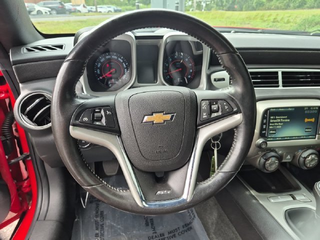 Used 2014 Red Chevrolet SS image 14