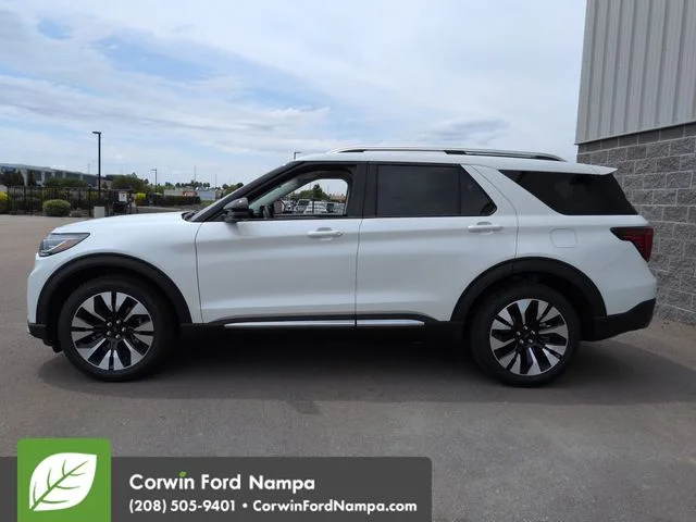 New 2026 Star White Metallic Tri-Coat Ford Platinum image 6