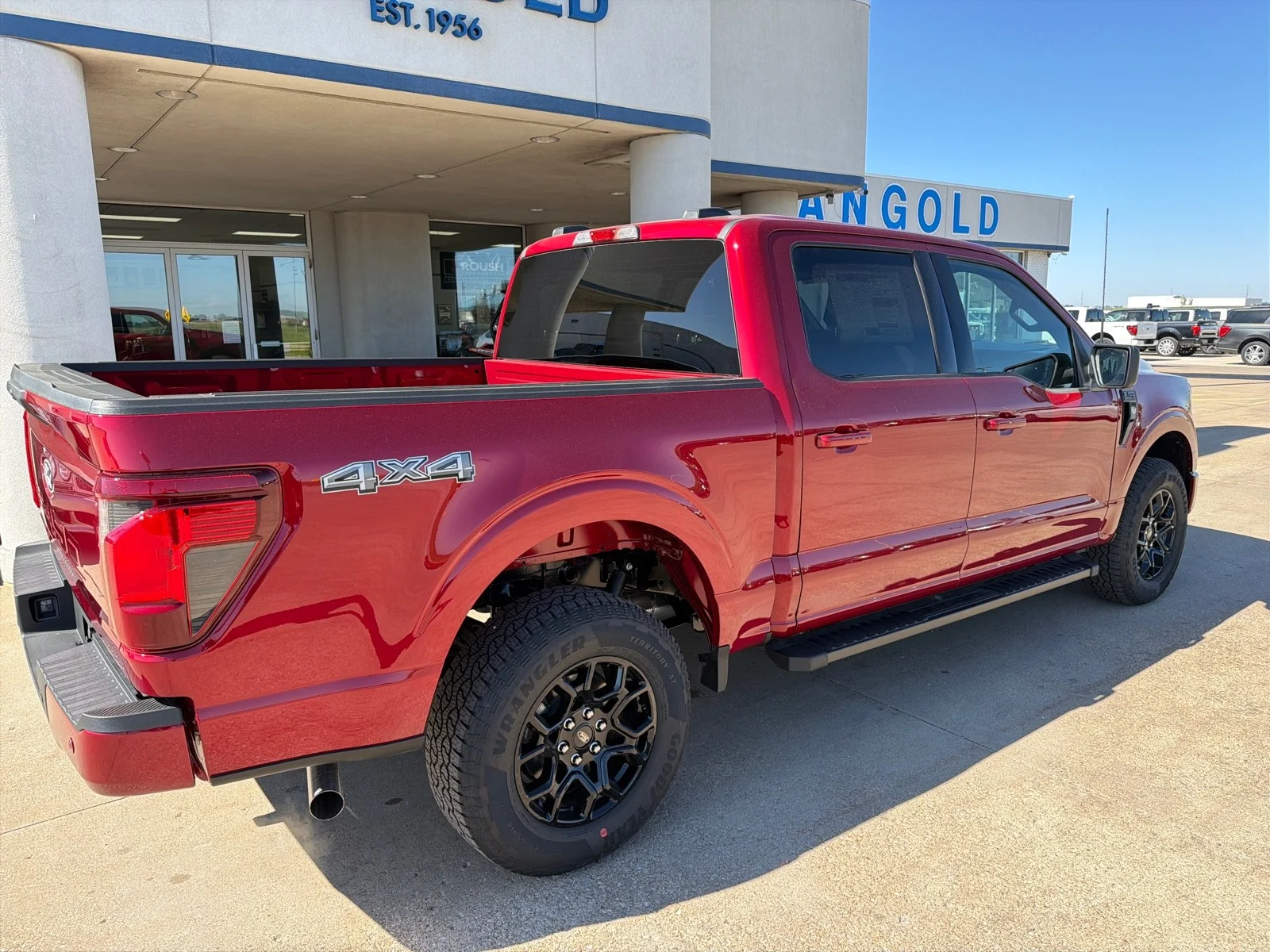New 2026 Ruby Red Metallic Tinted Clearcoat Ford XLT image 2