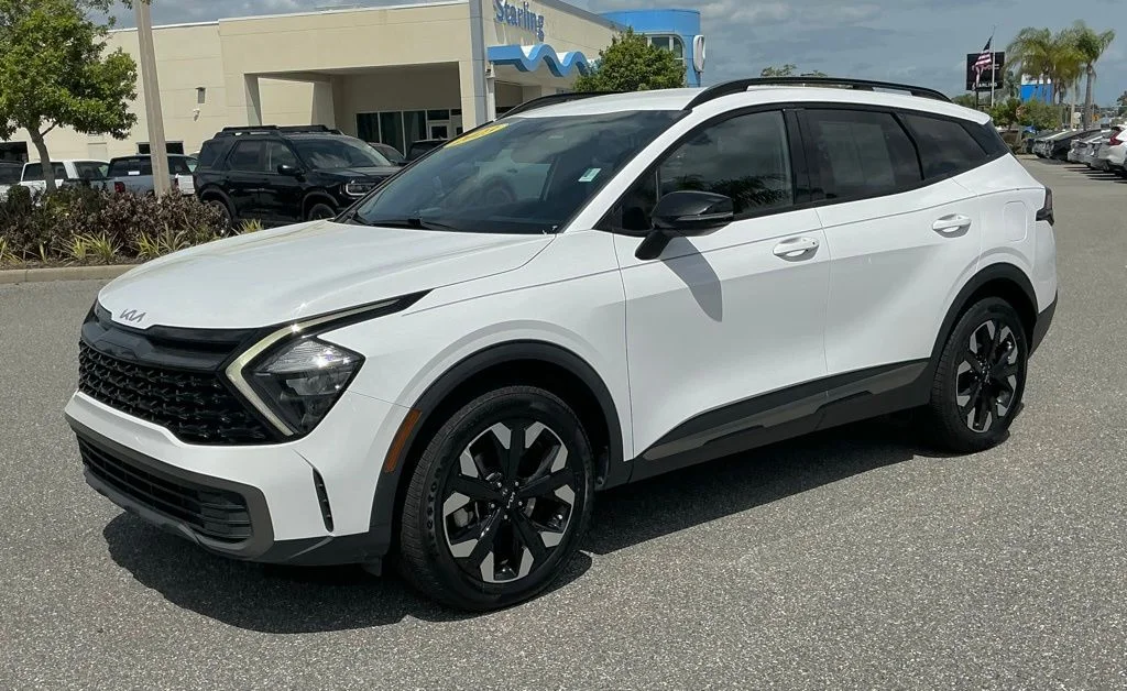 Used 2023 White Kia X-Line image 2