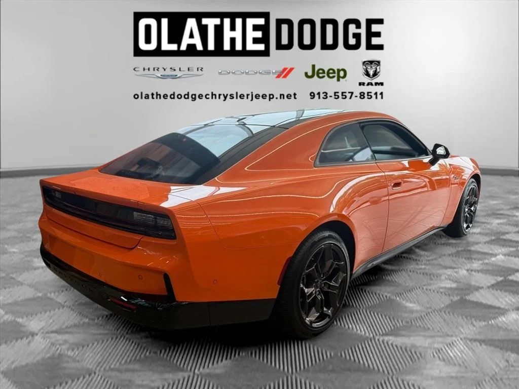 2025 Dodge Charger Daytona R/T - Photo 17