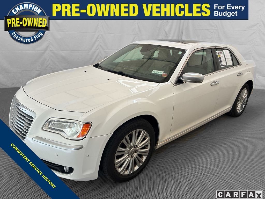 2013 Chrysler 300 Luxury Series V8 AWD's photo