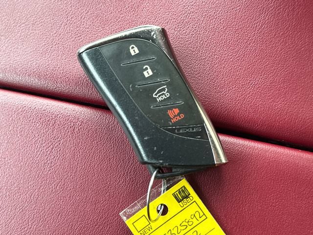 Used 2022 Starfire Pearl Lexus 460 image 35