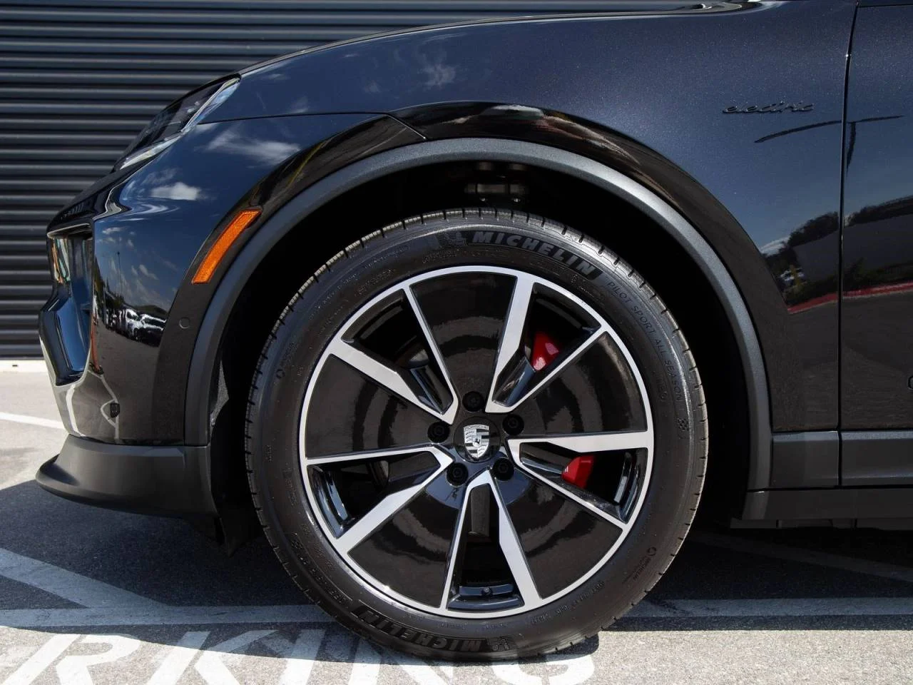 Used 2025 Black Porsche 4S image 11