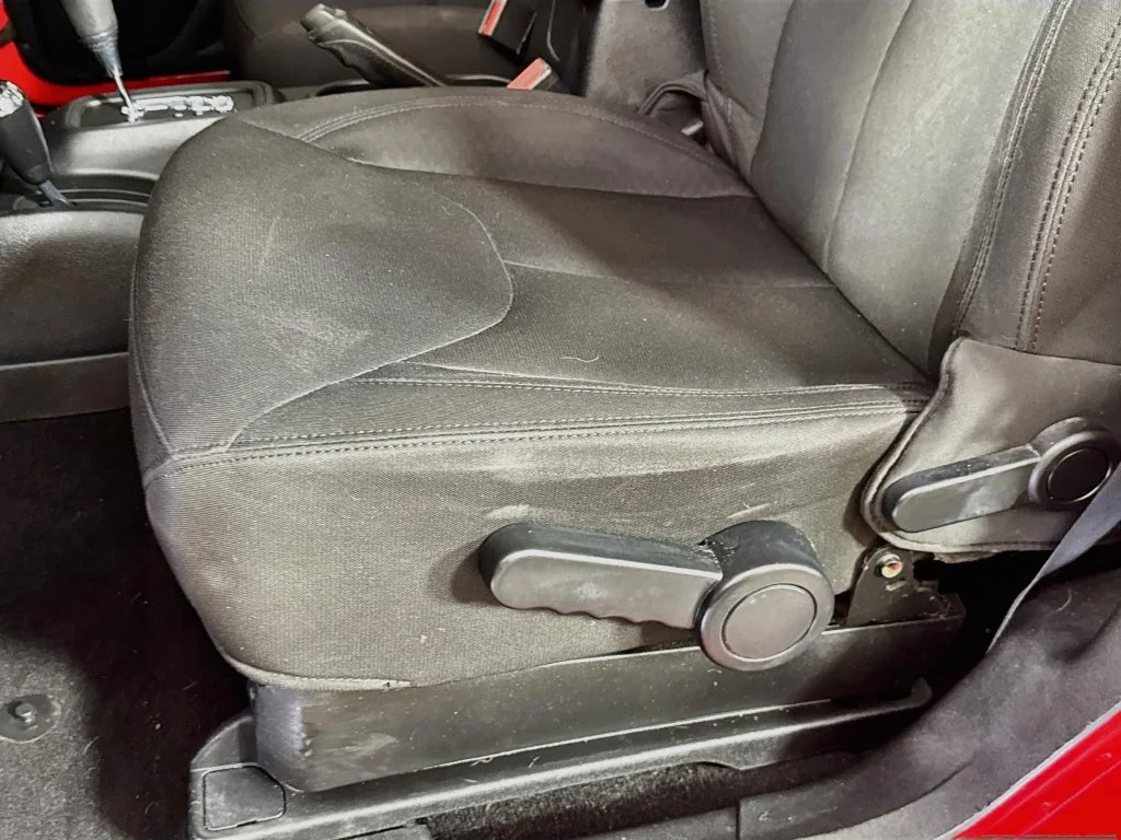 Used 2015 Red Jeep Sport image 22