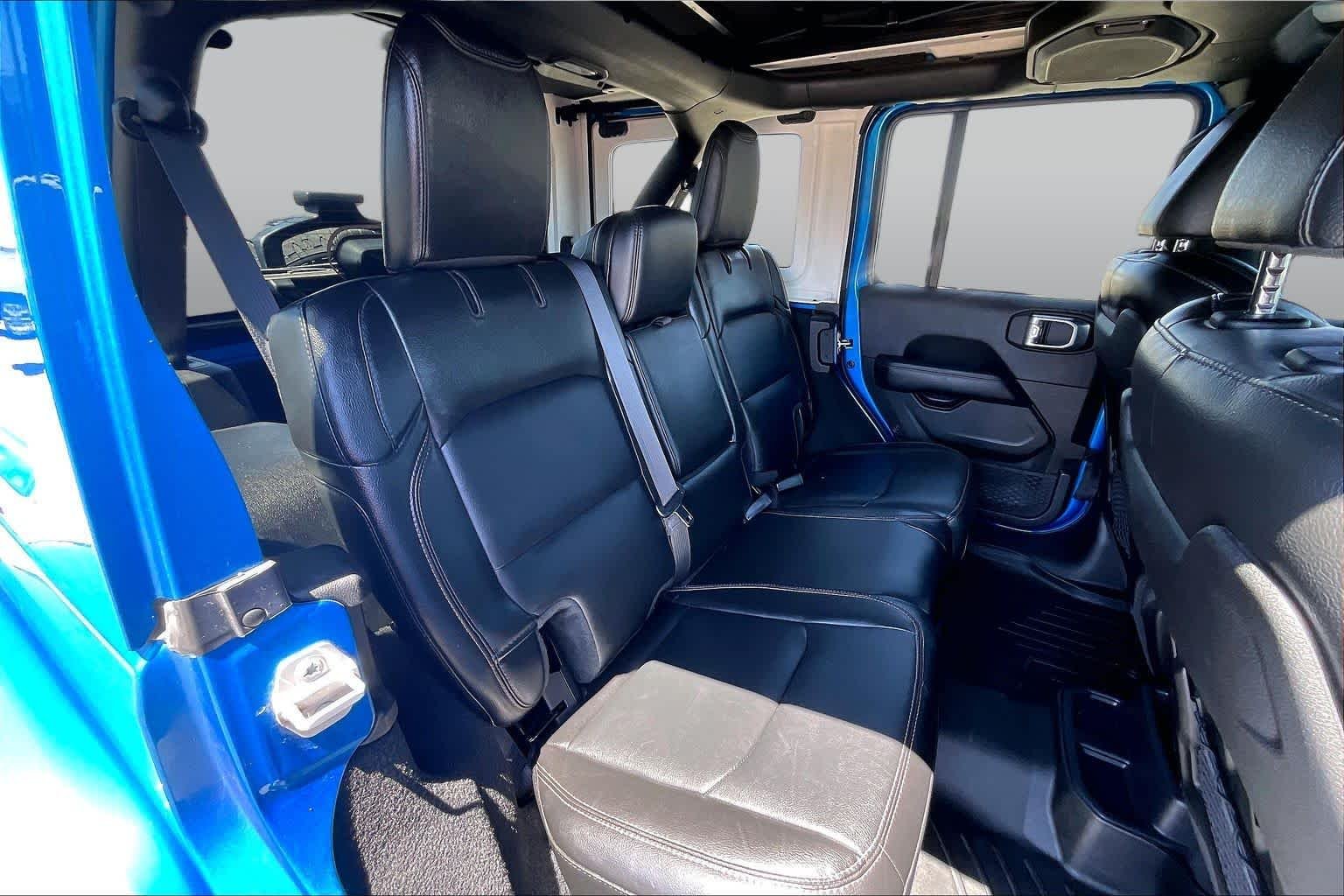 Used 2022 Hydro Blue Pearlcoat Jeep Unlimited Rubicon 392 image 18