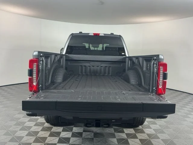 New 2026 Carbonized Gray Ford XLT image 7