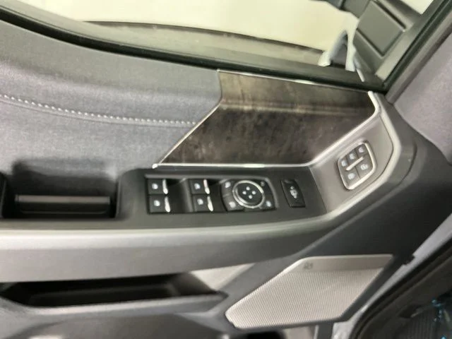 New 2026 Glacier Gray Metallic TriCoat Ford Lariat image 16