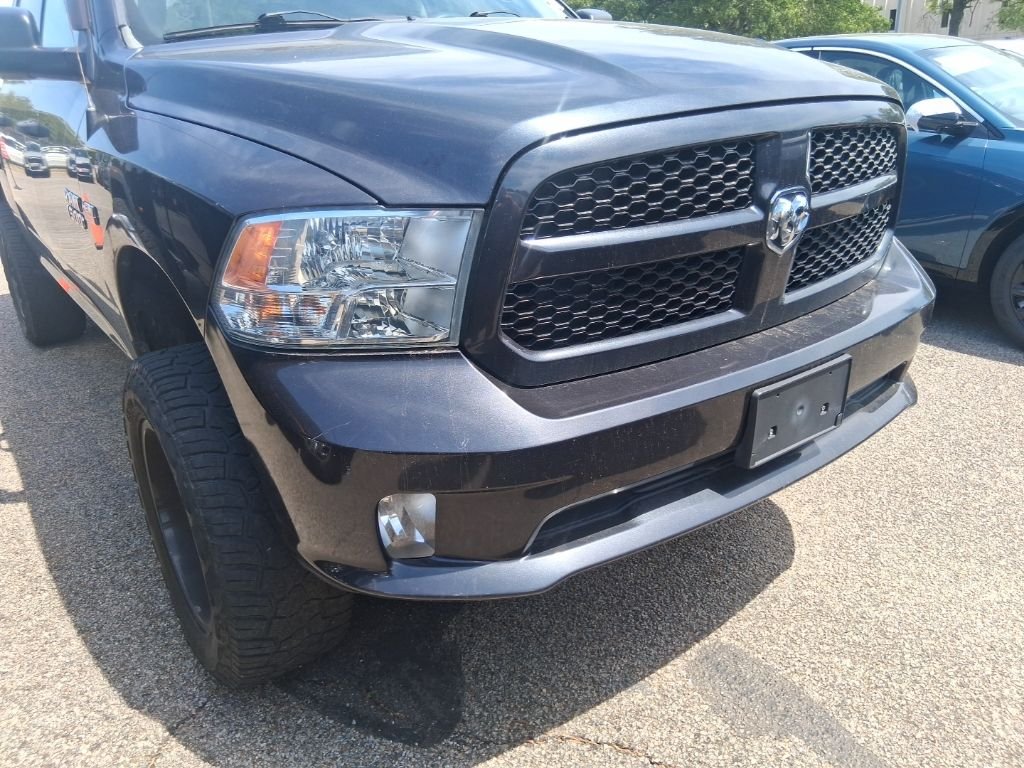 Used 2015 Gray Ram Express image 4