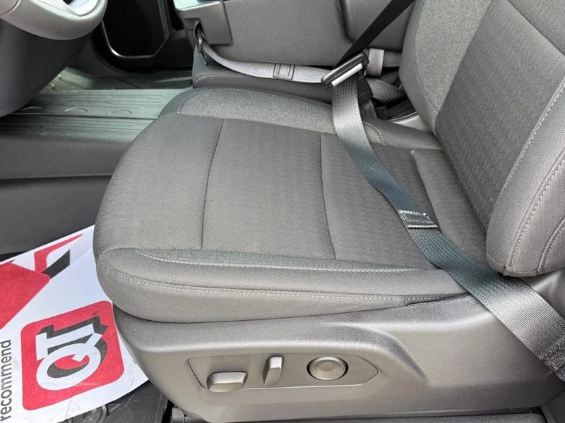 New 2026 Summit White GMC SLE image 13